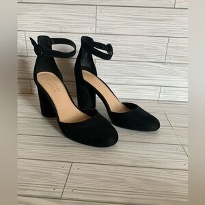 Lauren Conrad Elegant Black suede Ankle Strap Heels